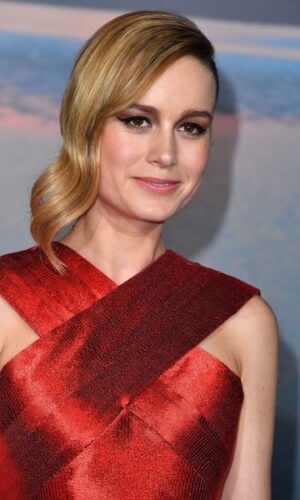 brie_larson_red_and_brows